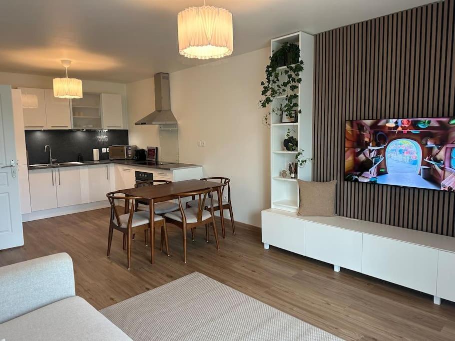 Suite Alya Appartement Proche Disneyland Marne-la-Vallée Esterno foto
