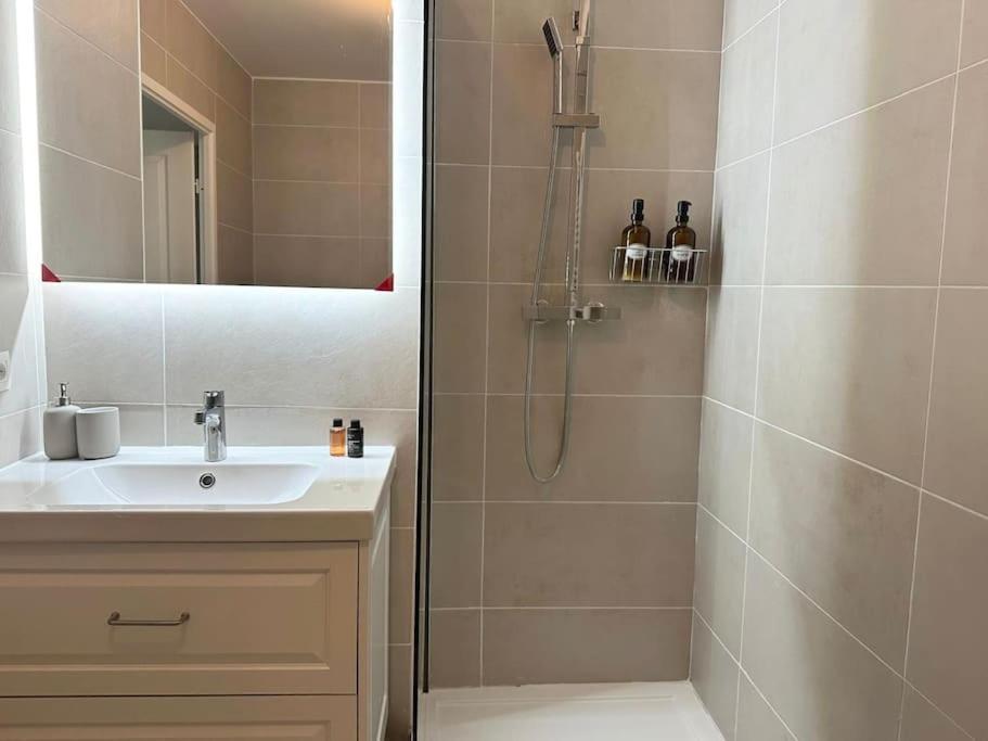 Suite Alya Appartement Proche Disneyland Marne-la-Vallée Esterno foto